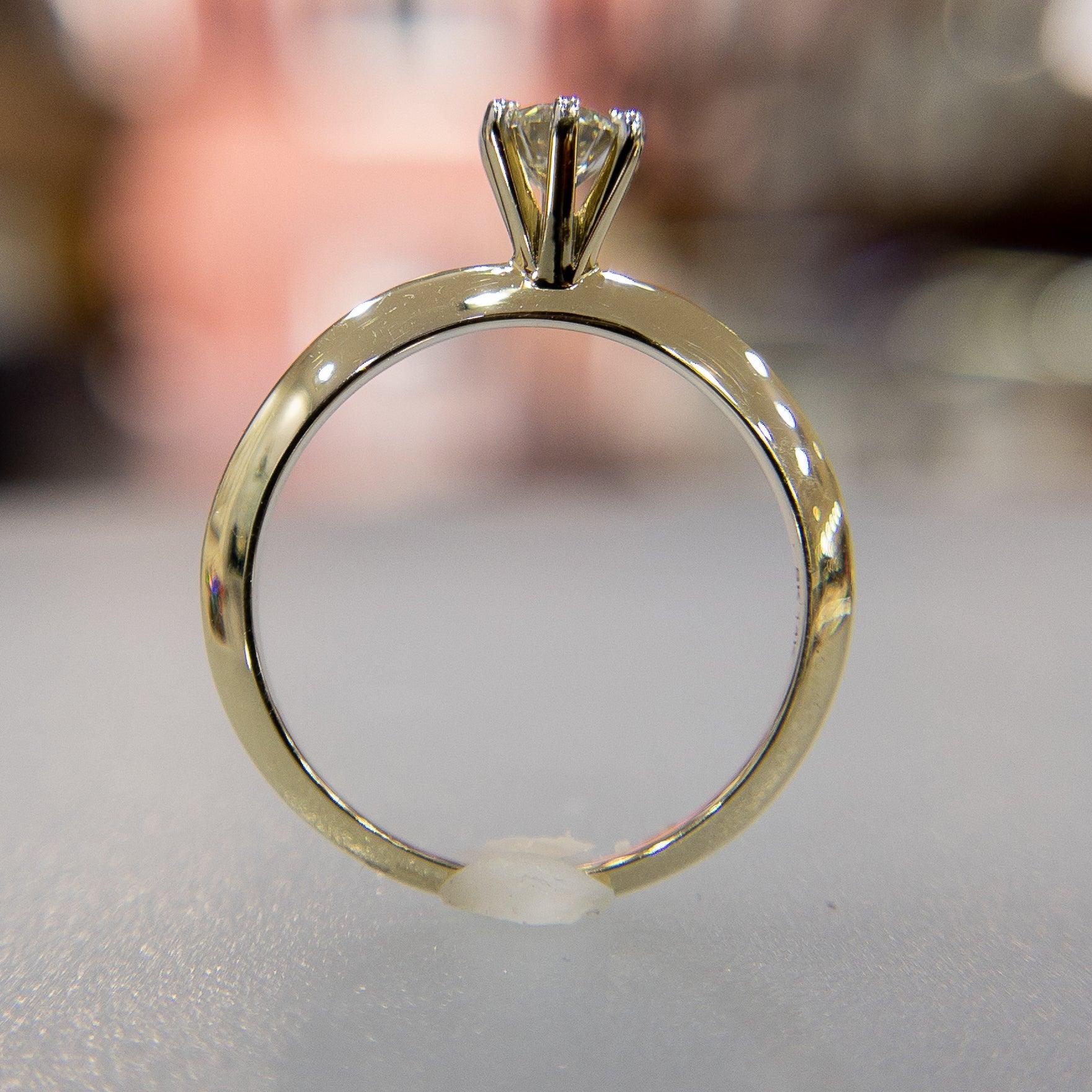 Anillo de Compromiso 14k Solitario con Diamante 0.33ctw - Vanessa Joyas