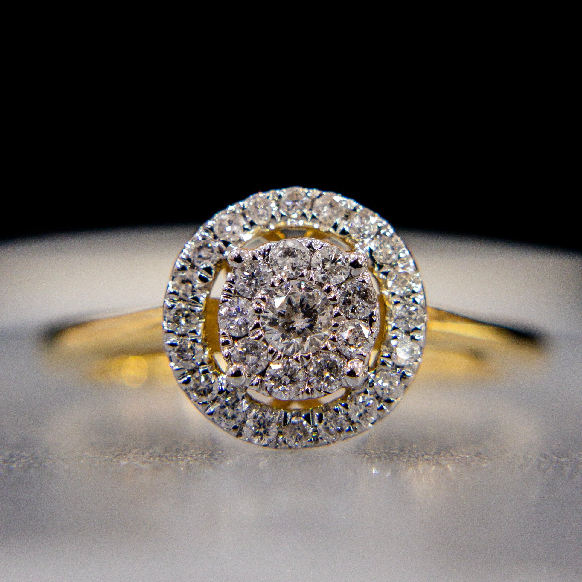 Anillo de Compromiso con Diamantes Halo 0.25 ctw - Vanessa Joyas