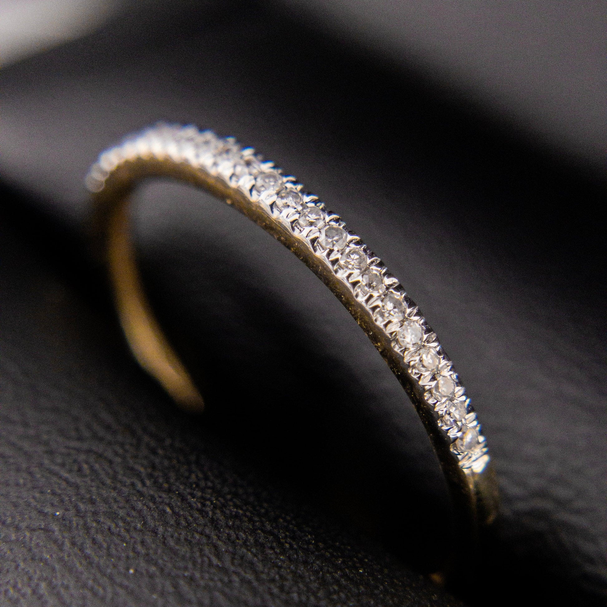 Churumbela Oro 14k con Diamantes 0.08ctw - Vanessa Joyas