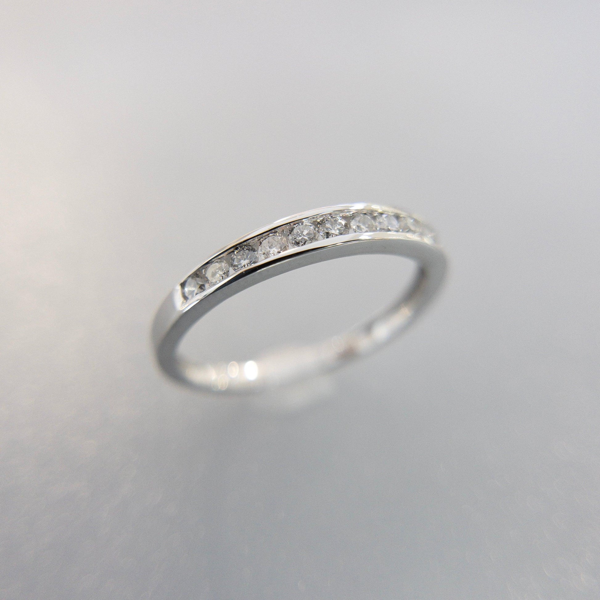Churumbela con Diamantes 0.25ctw Oro Blanco - Vanessa Joyas