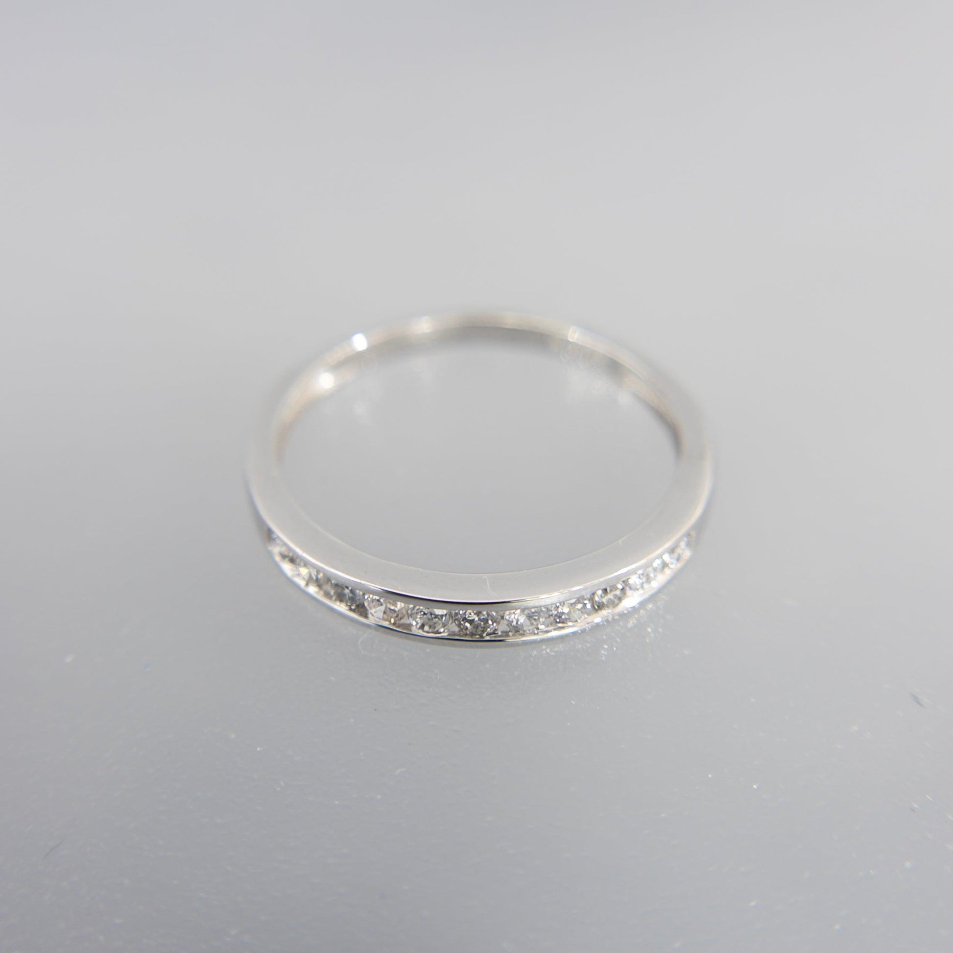 Churumbela con Diamantes 0.25ctw Oro Blanco - Vanessa Joyas