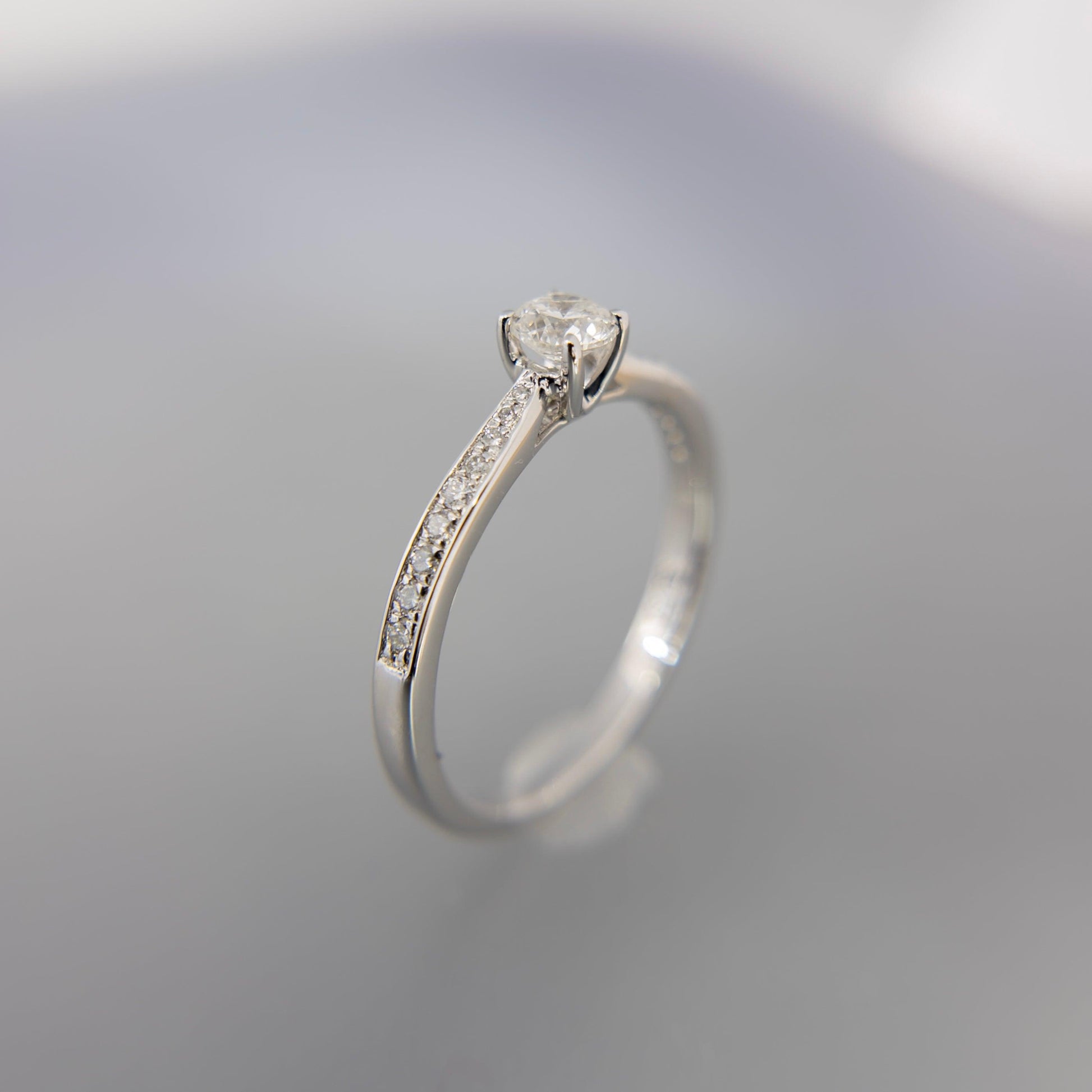Anillo de Compromiso con Diamantes 40 puntos - Vanessa Joyas
