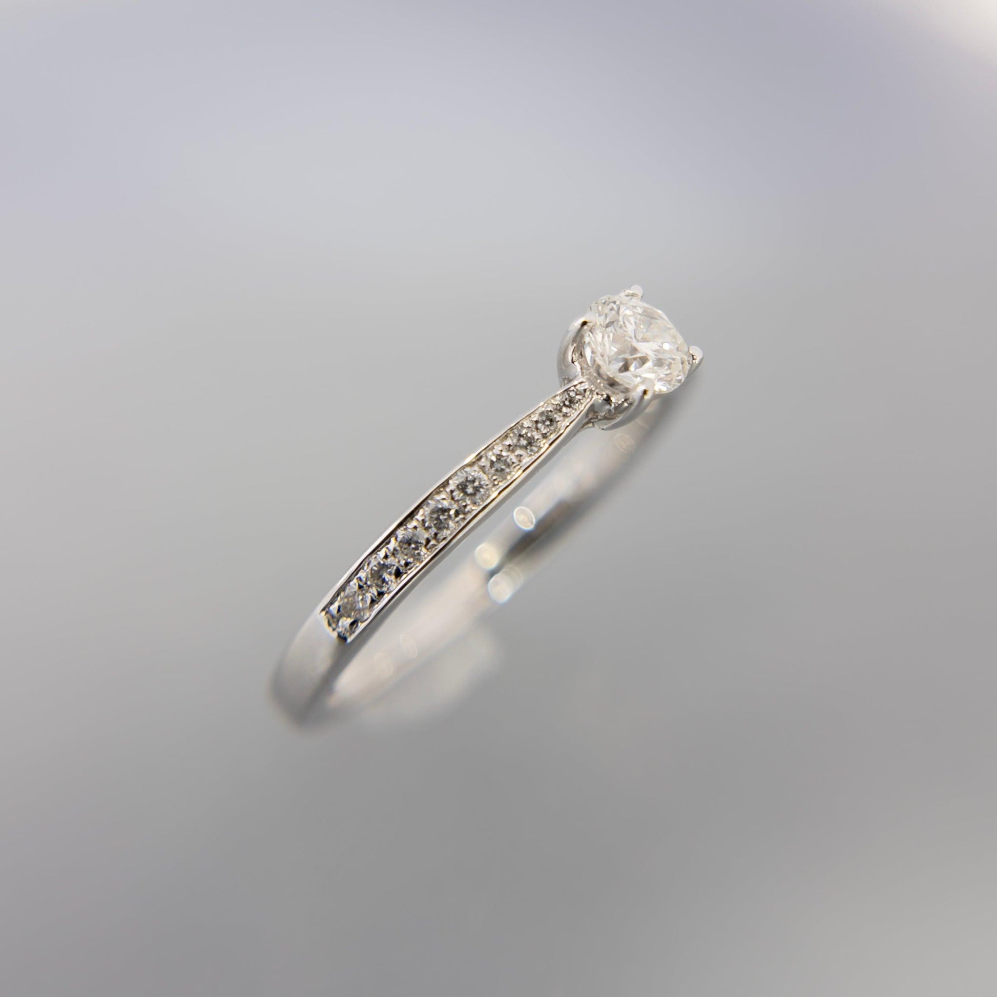 Anillo de Compromiso con Diamantes 40 puntos - Vanessa Joyas