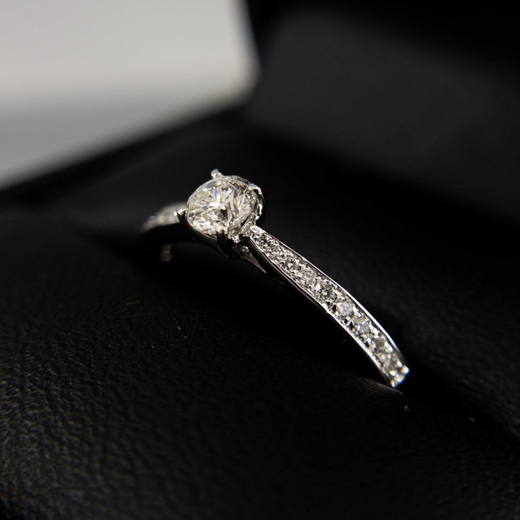 Anillo de Compromiso con Diamantes 40 puntos - Vanessa Joyas