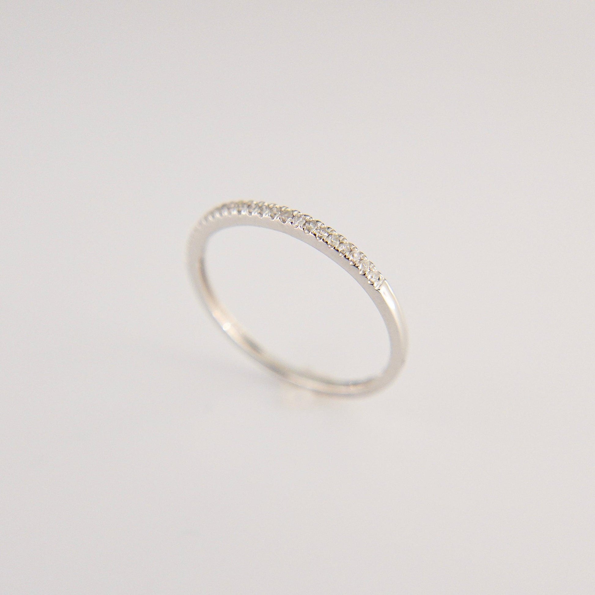 Churumbela Oro 14k con Diamantes 0.08ctw - Vanessa Joyas